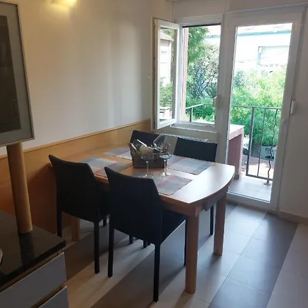 Anago 2 Apartman Zára